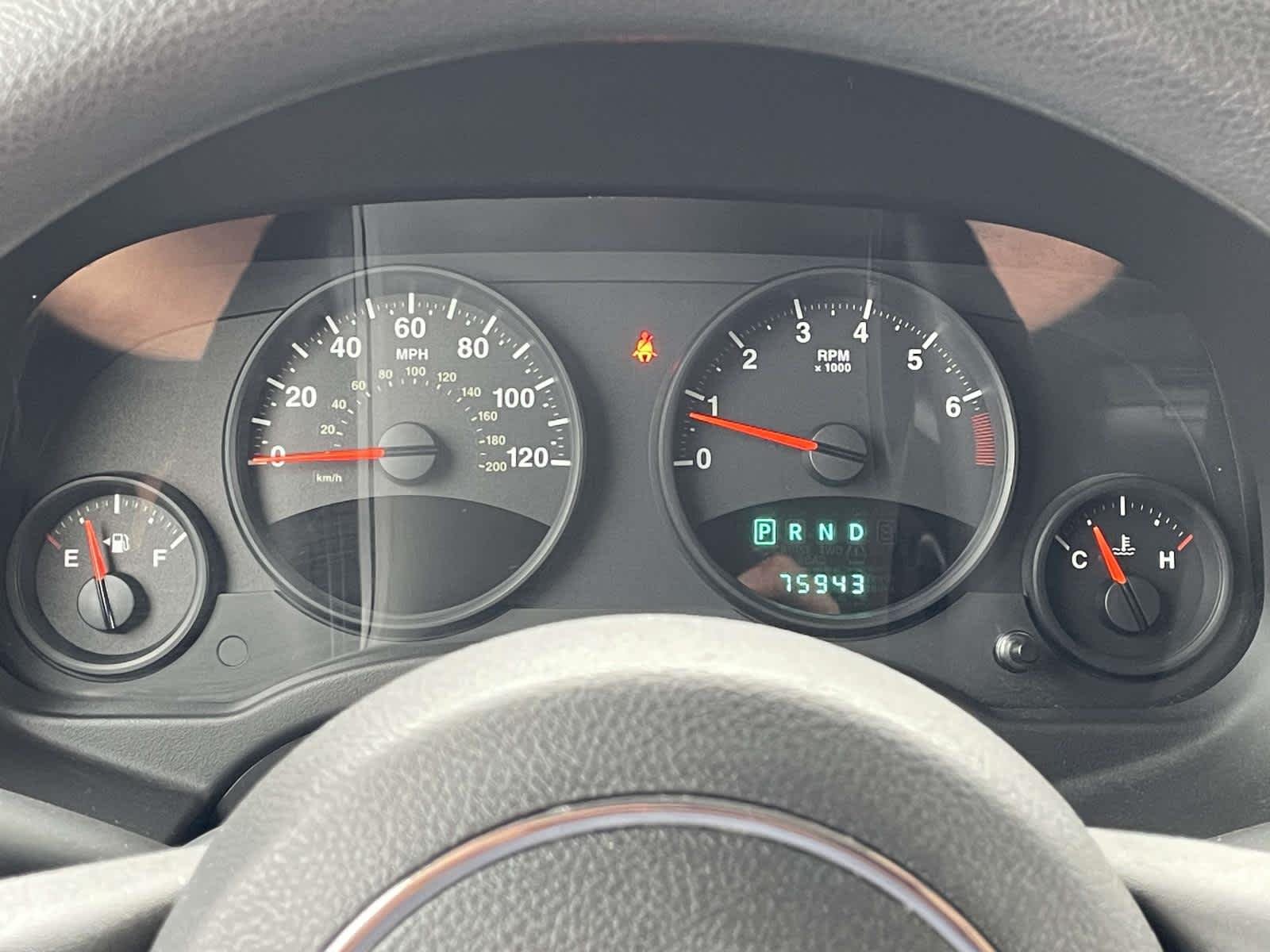 Used 2011 Blackberry Pearl Jeep Sport image 3