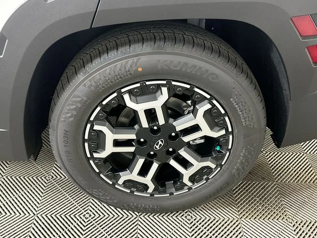 New 2026 Hyundai TUCSON XRT