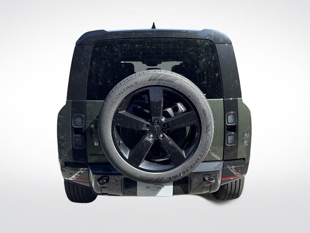 New 2026 Woolstone Green Land Rover X-Dynamic SE image 6