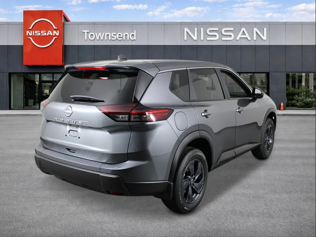 Used 2026 Gun Metallic Nissan Dark Armor image 5
