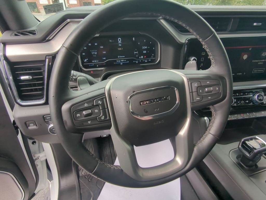 Used 2023 White GMC Denali image 15