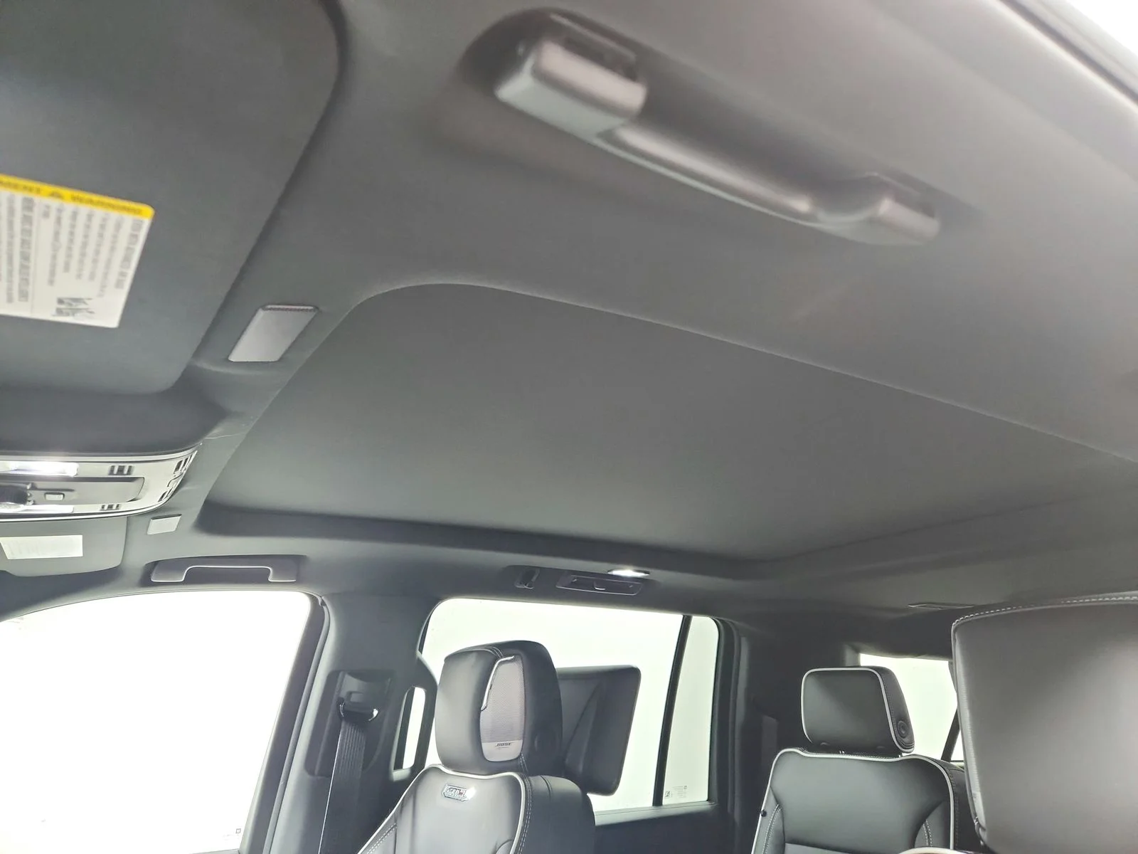 Used 2025 Summit White GMC AT4 Ultimate image 9