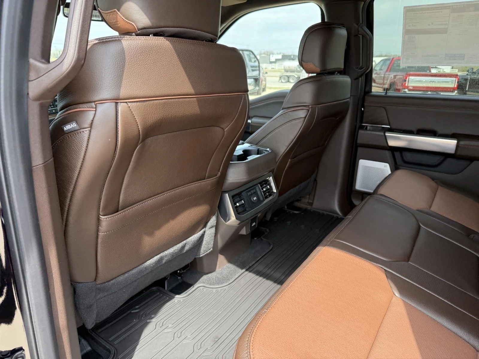 New 2026 Agate Black Metallic Ford F-250® King Ranch® image 32