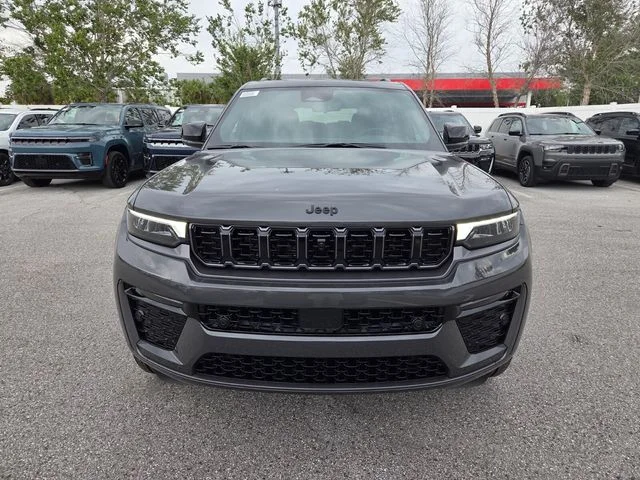 New 2026 Baltic Gray Metallic Clear-Coat Exterior Paint Jeep Summit image 20