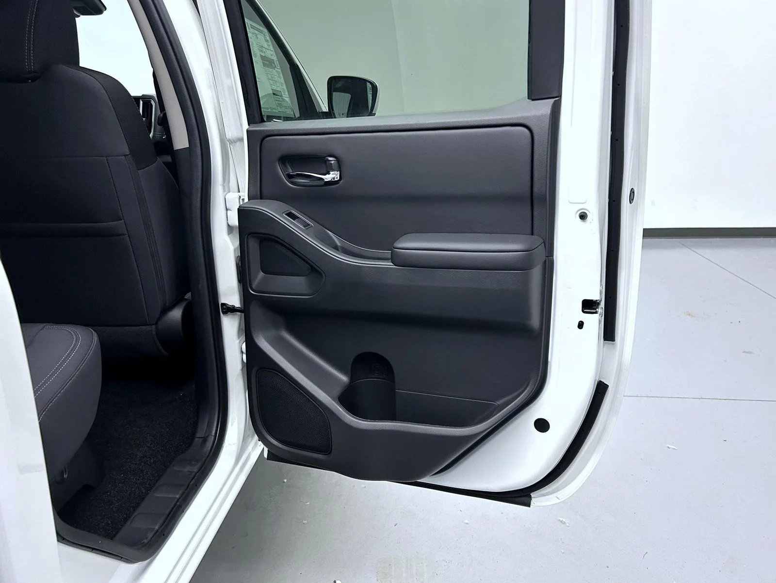 New 2026 White Nissan SV image 17
