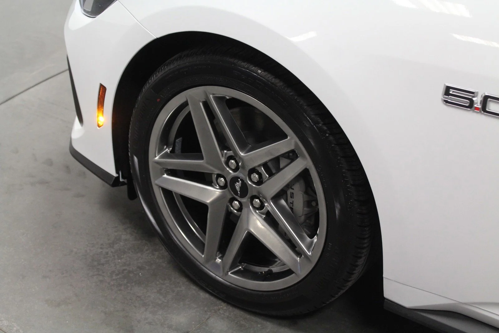 Used 2024 Oxford White Ford GT Premium image 10