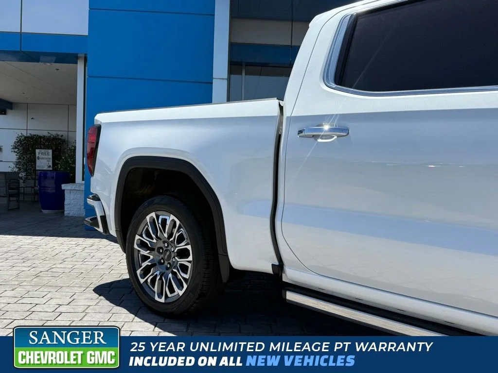 Used 2023 White Frost Tricoat GMC Denali Ultimate image 6
