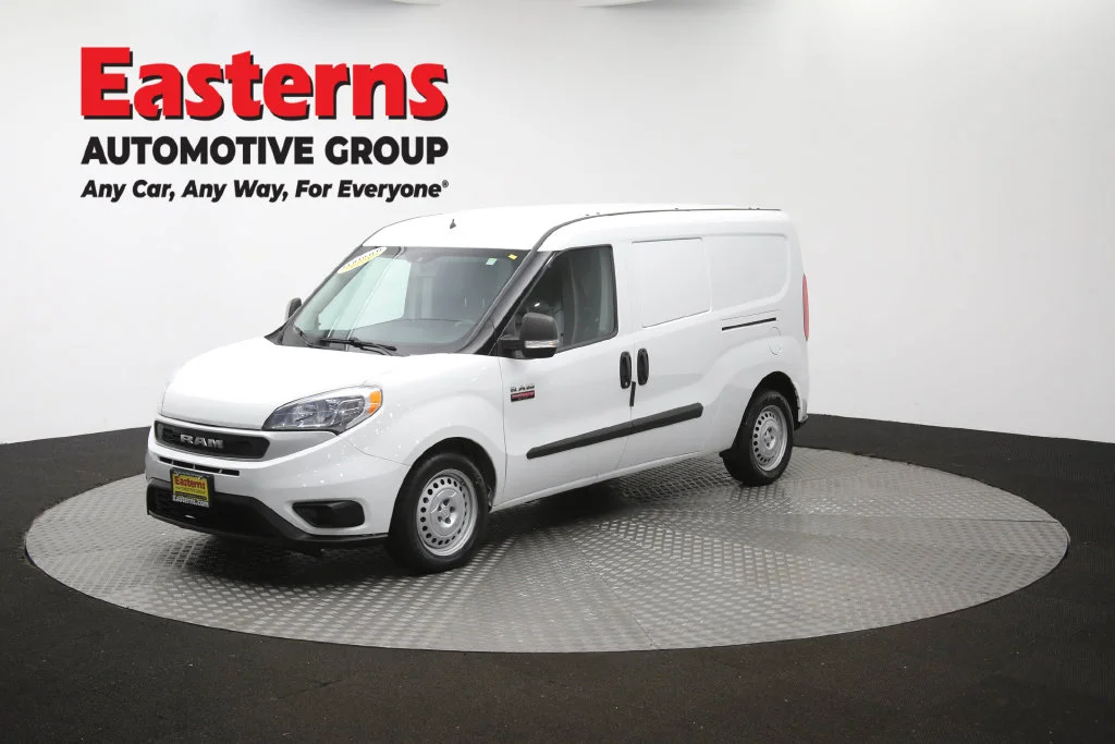 Used 2022 White Ram Base image 56