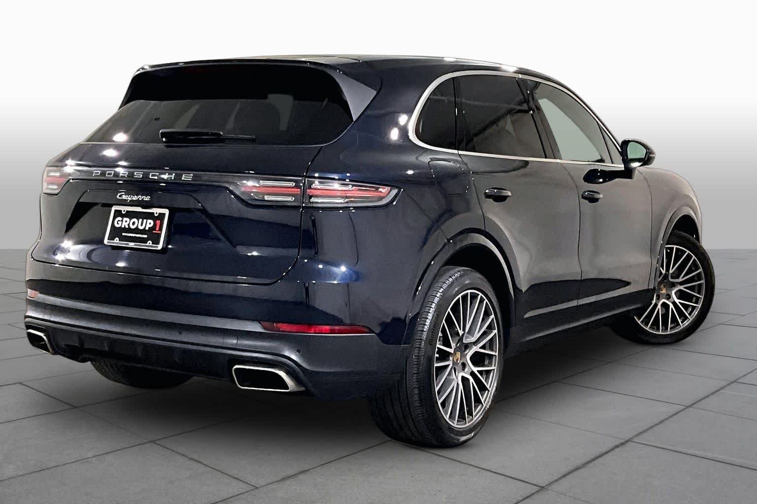 Used 2023 BLUE Porsche  image 12