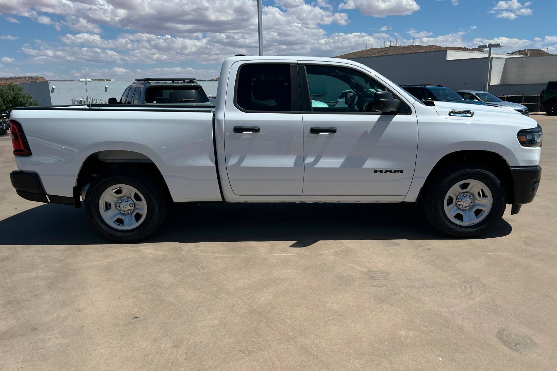 New 2026 Bright White Clear-Coat Exterior Paint RAM Tradesman image 7