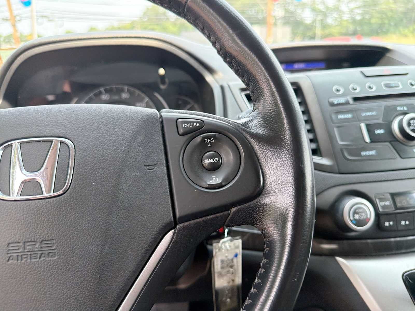Used 2014 Alabaster Silver Metallic Honda EX-L image 26