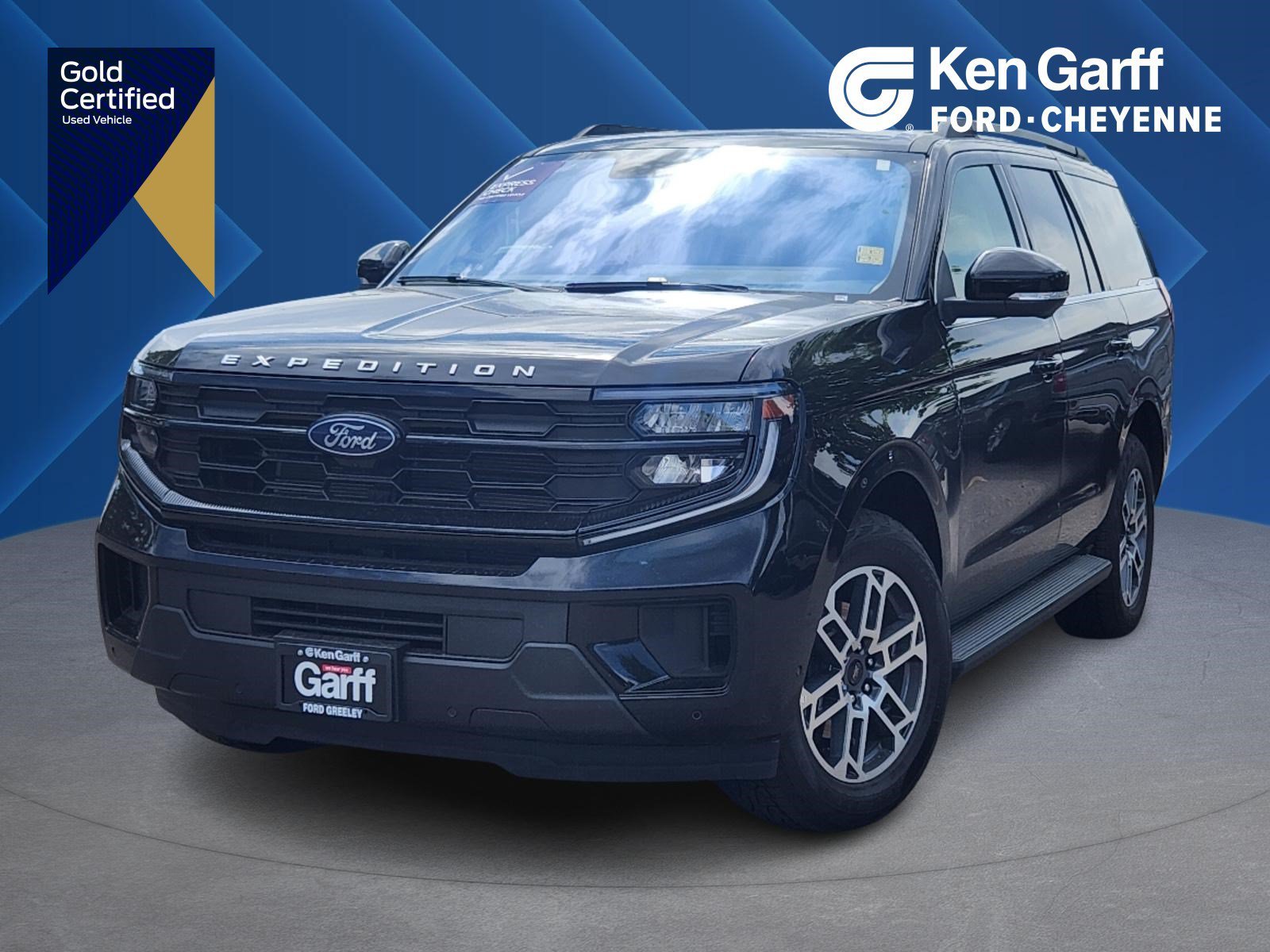 Used 2025 Agate Black Metallic Ford Active image 1