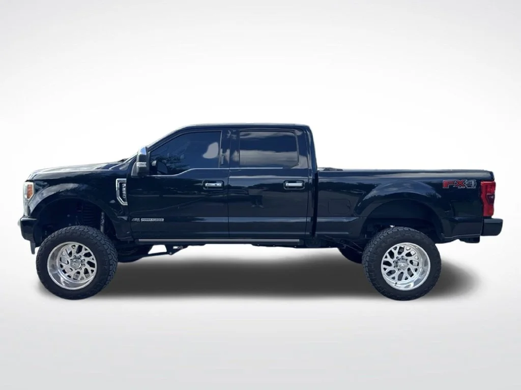 Used 2017 Shadow Black Ford Platinum image 8