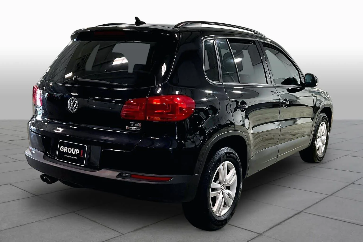 Used 2017 Deep Black Pearl Volkswagen S image 13