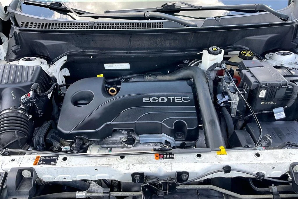 Used 2020 White Chevrolet Premier image 31