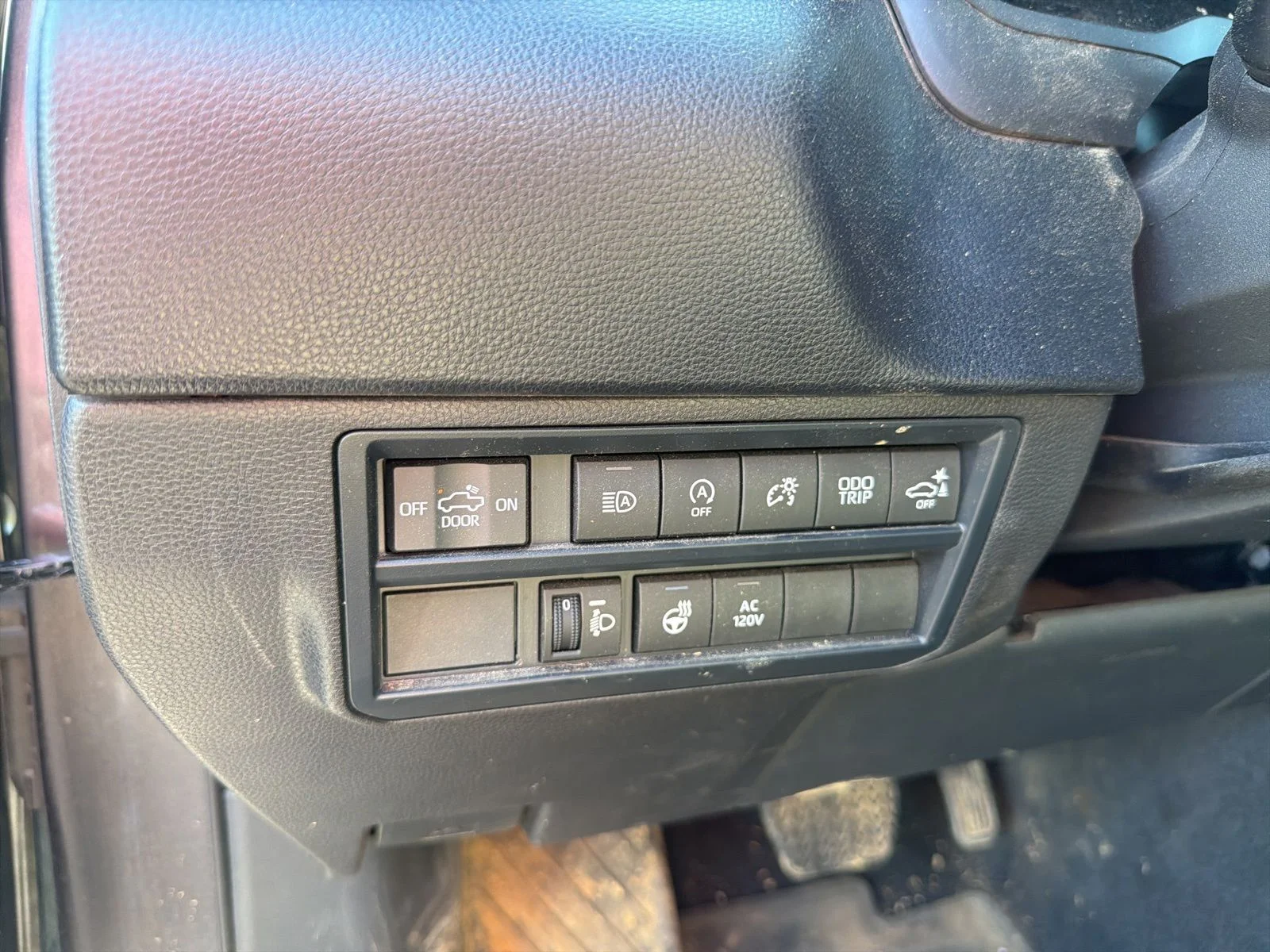Used 2025 Magnetic Gray Metallic Toyota SR5 image 15