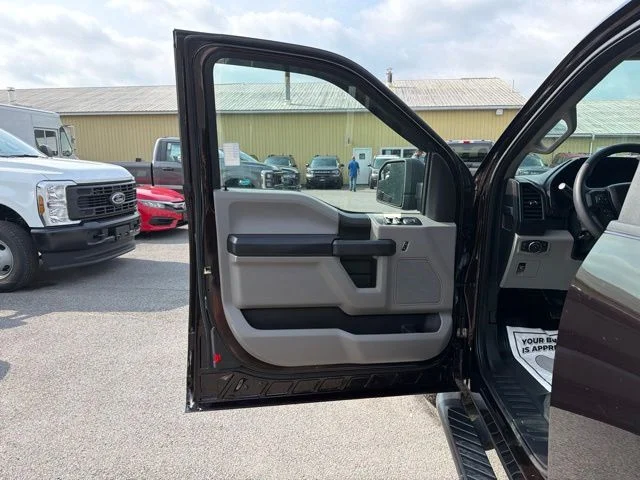 Used 2018 Red Ford XL image 13