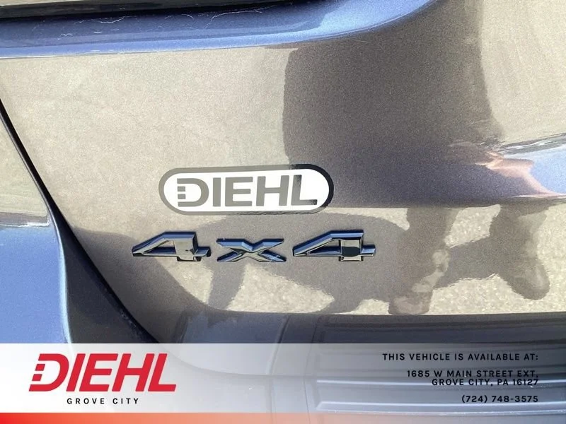 Used 2021 Gray Jeep Laredo X 4x4 image 12
