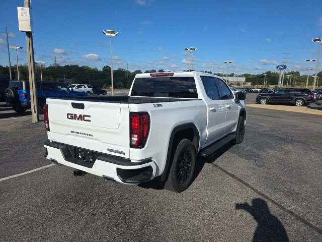 Used 2026 White GMC Elevation image 3