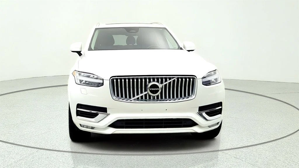 Used 2023 Crystal White Metallic Volvo B6 AWD Plus 6P w/ 21