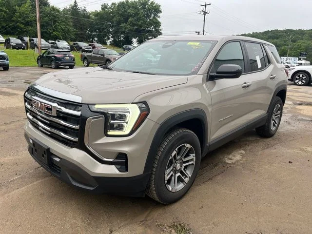 Used 2025 Gray GMC Elevation image 10