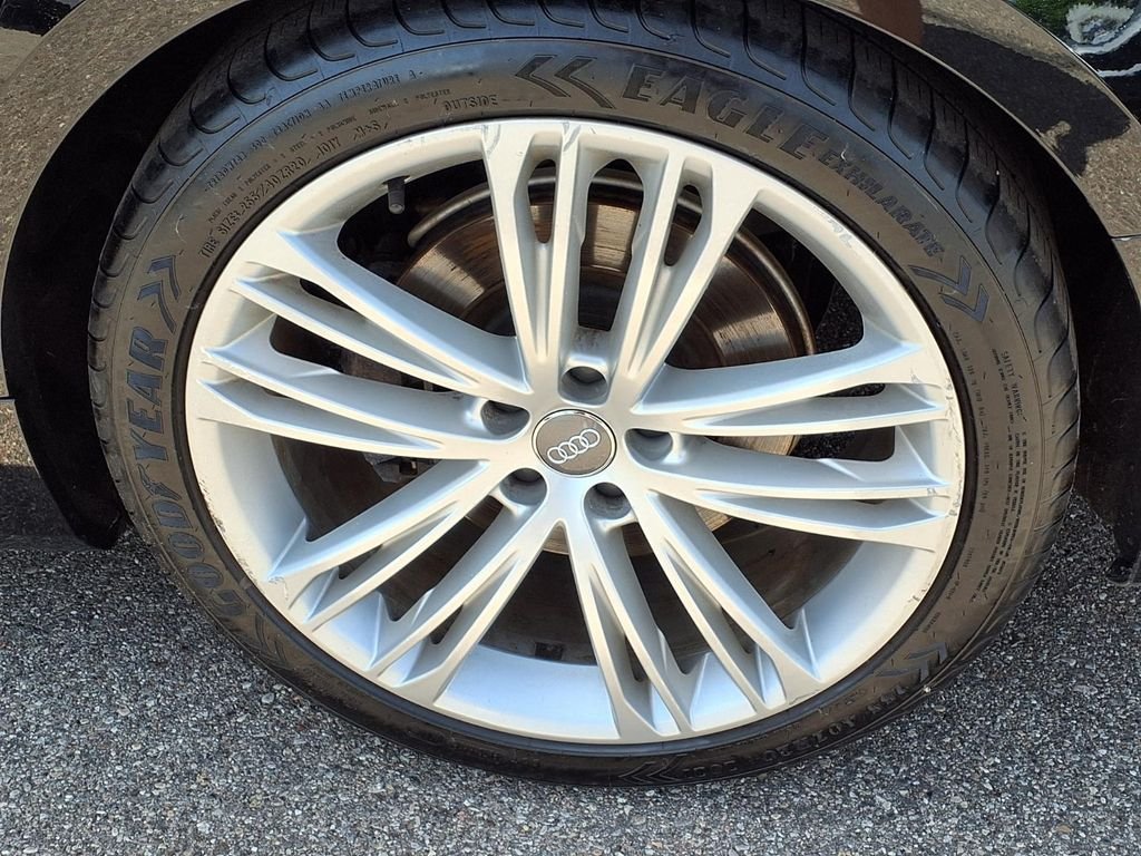 Used 2019 Black Audi 3.0T Premium Plus image 7