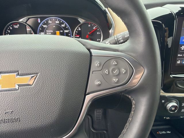 Used 2023 Iridescent Pearl Tricoat Chevrolet Premier image 22