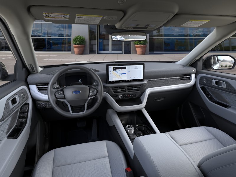 New 2026 Star White Metallic Tri-Coat Ford Platinum image 9