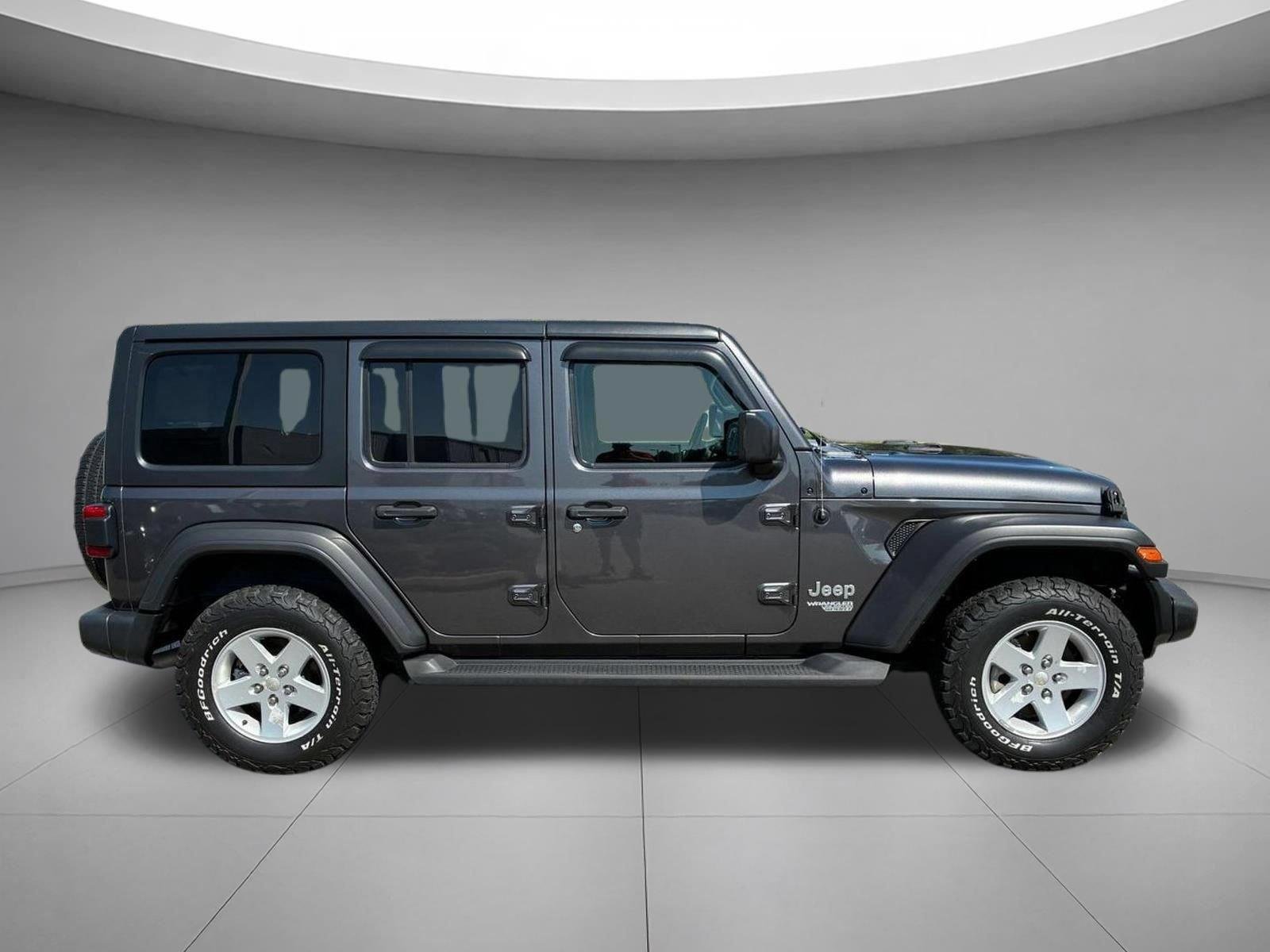 Used 2021 Granite Crystal Metallic Clearcoat Jeep Unlimited Sport S image 8