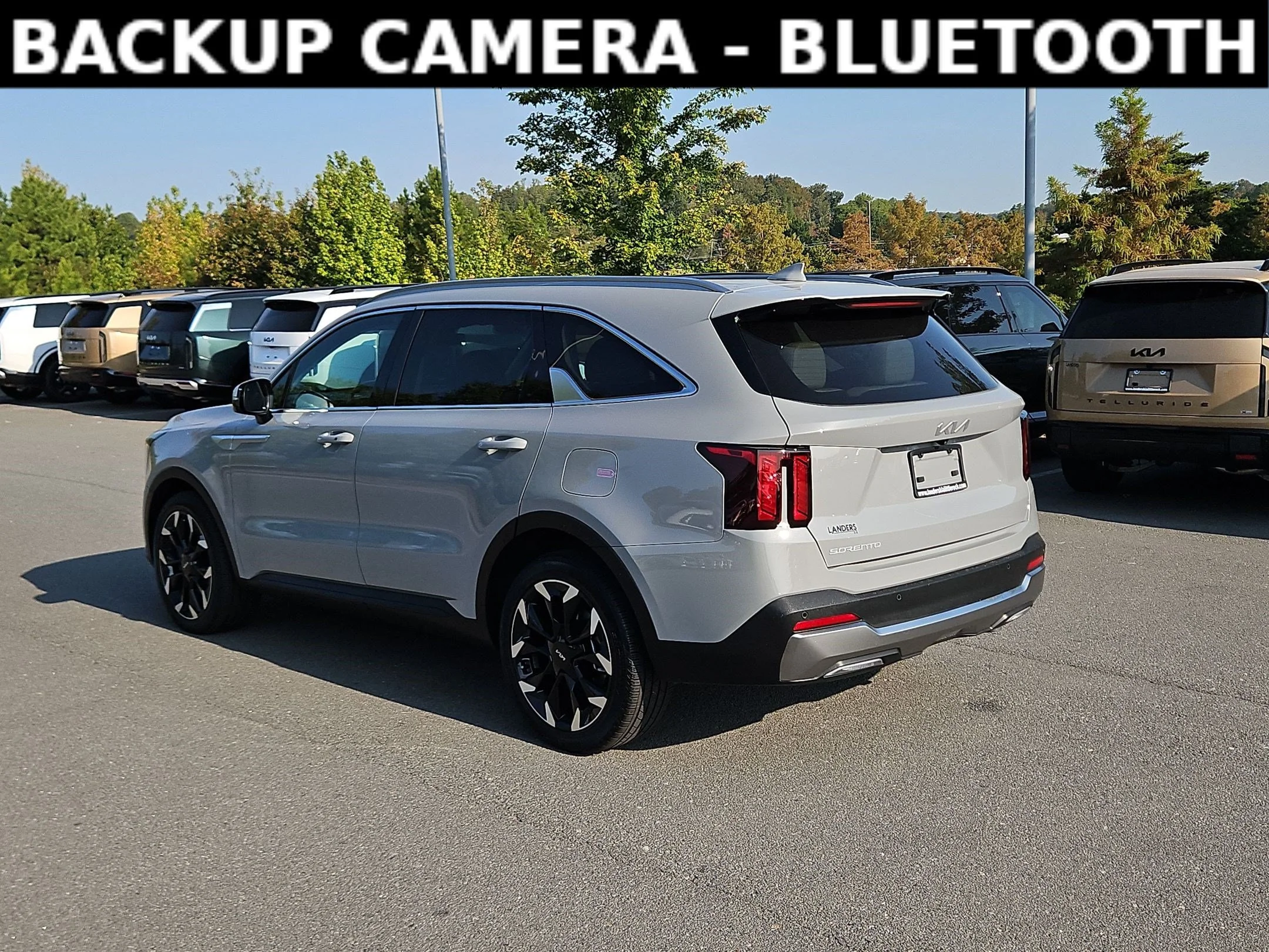 Used 2025 Wolf Gray Kia EX image 5