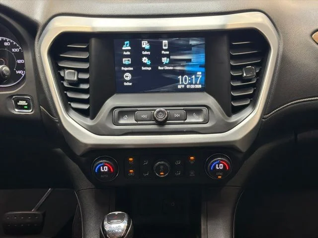 Used 2019 Ebony Twilight Metallic GMC SLE-1 image 16
