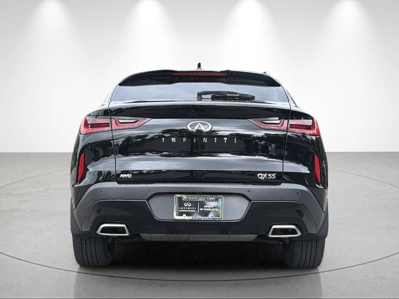 Used 2025 Black Obsidian INFINITI LUXE image 4