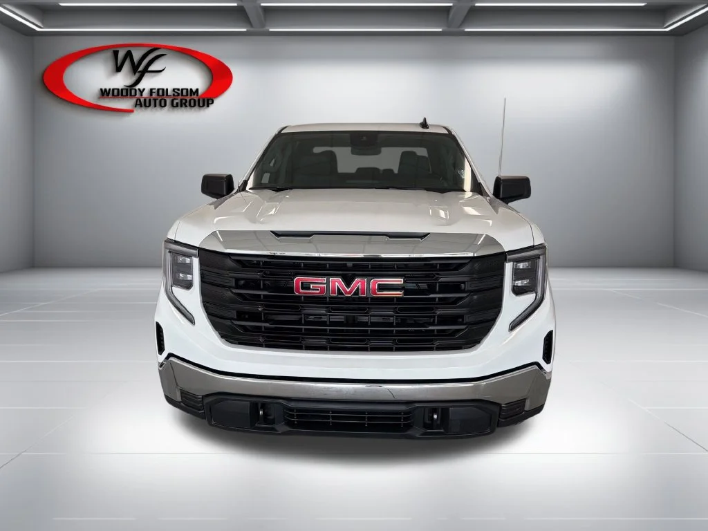 New 2026 Summit White GMC Pro image 2