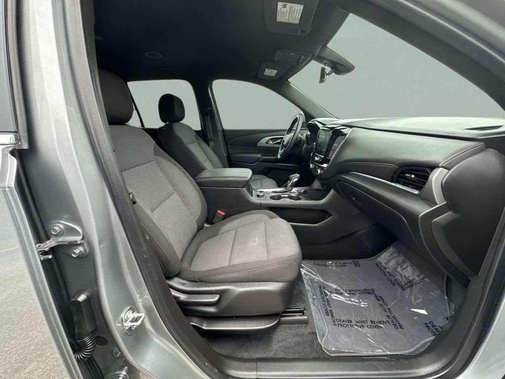 Used 2023 Gray Chevrolet LT image 19