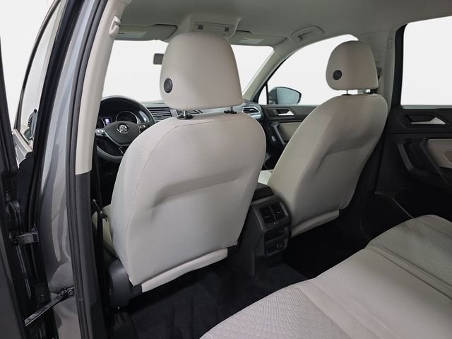 Used 2019 Platinum Gray Metallic Volkswagen 2.0T S image 12