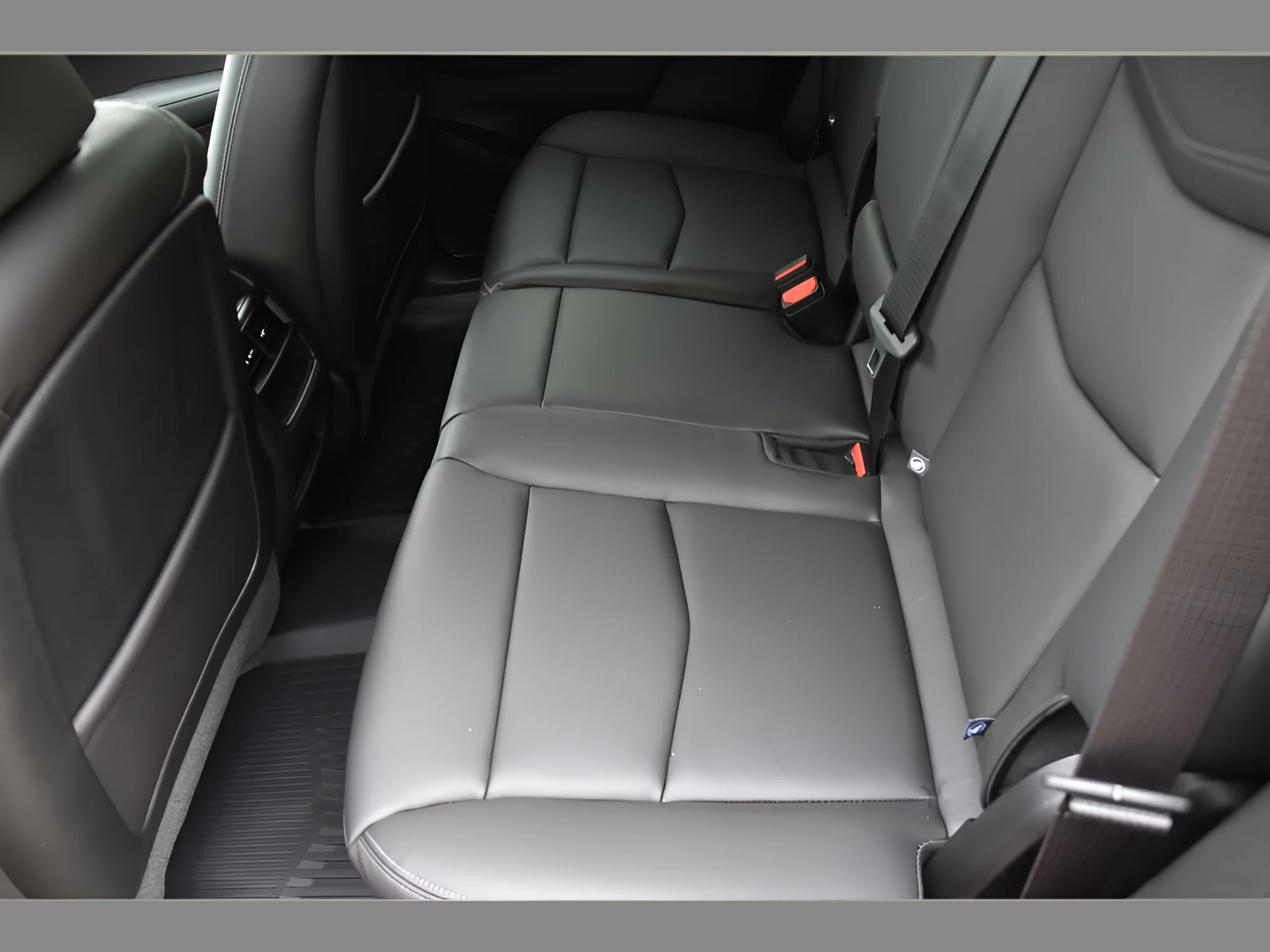 2026 Cadillac XT5 Luxury - Photo 14