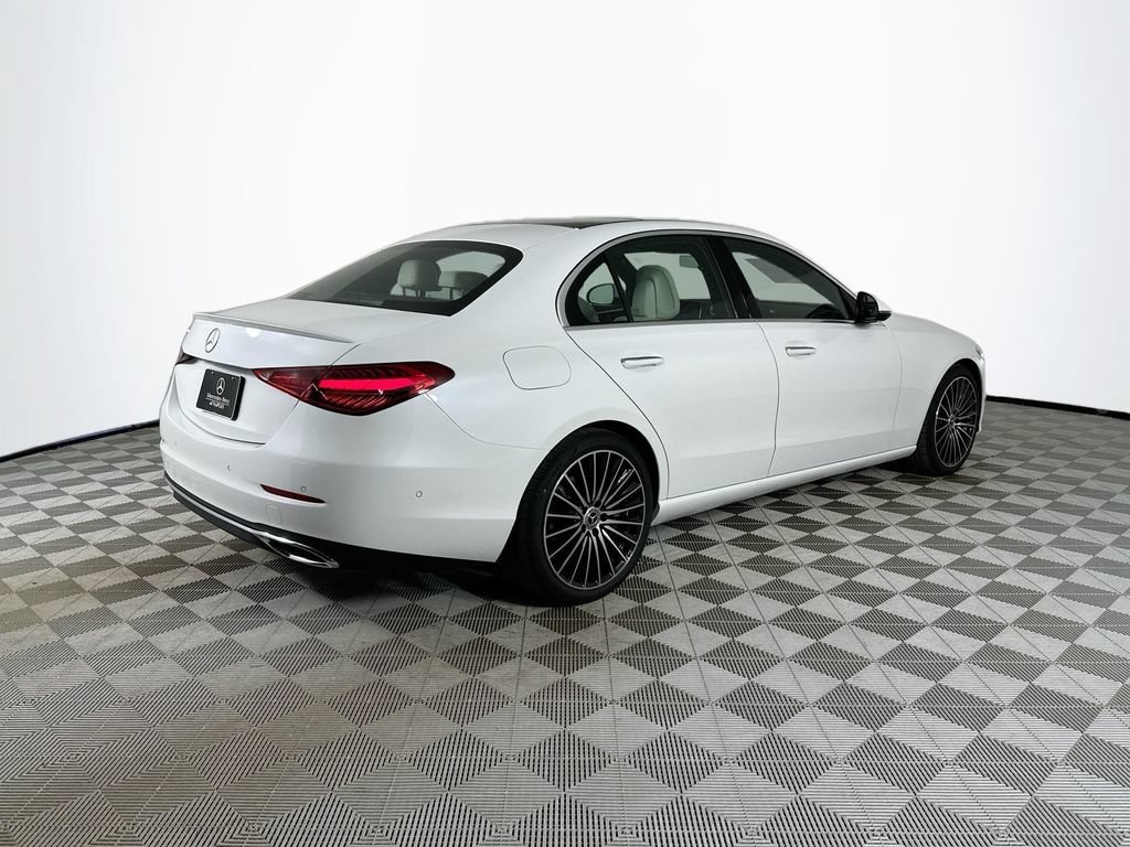 New 2026 MANUFAKTUR Moonlight White Metallic Mercedes-Benz C 300 image 41