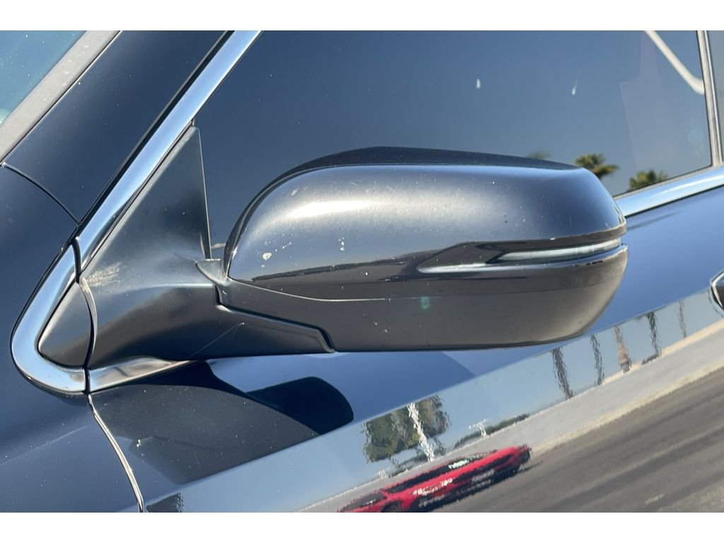 Used 2022 Crystal Black Pearl Honda Touring image 12