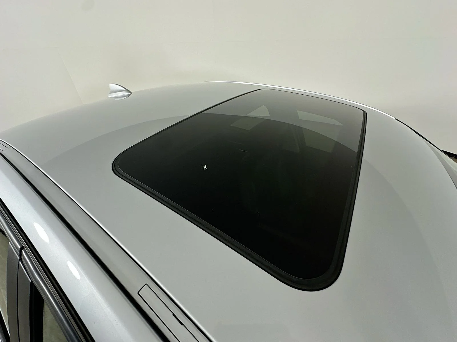 Used 2014 Silver BMW  image 11