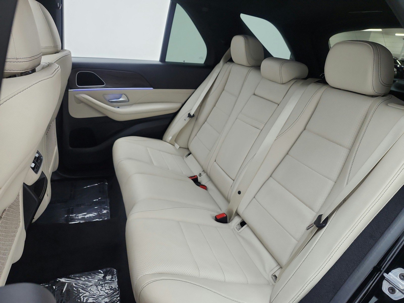 Used 2024 Black Mercedes-Benz GLE 350 image 16