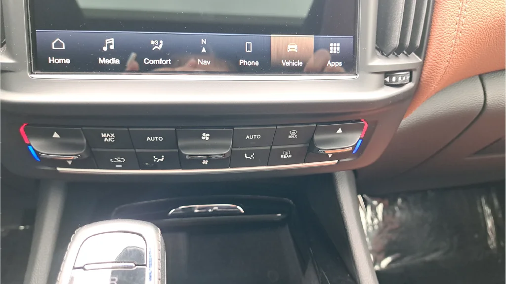 Used 2022  Maserati GT image 21
