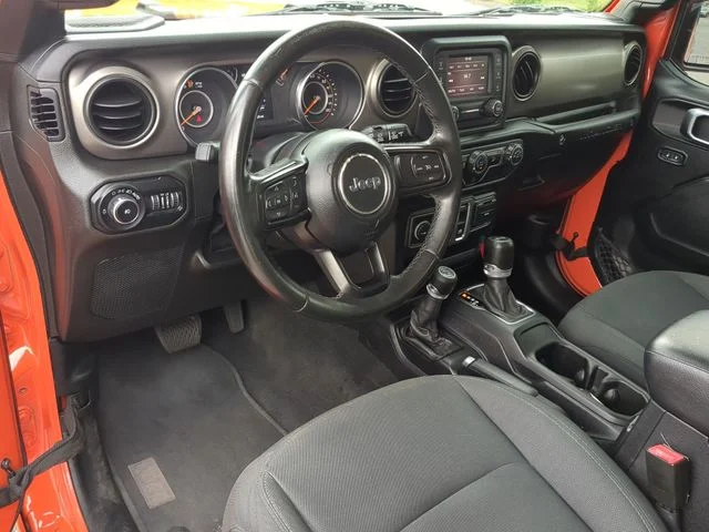 Used 2020 Orange Jeep Sport S image 25