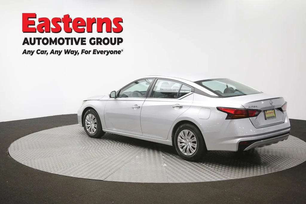 Used 2023 Silver Nissan 2.5 S image 62