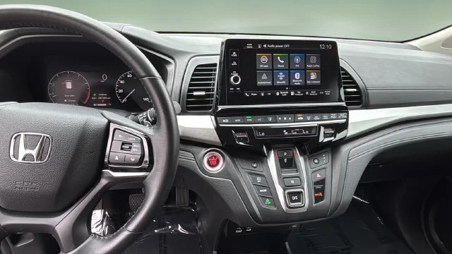 Used 2025  Honda EX-L image 11