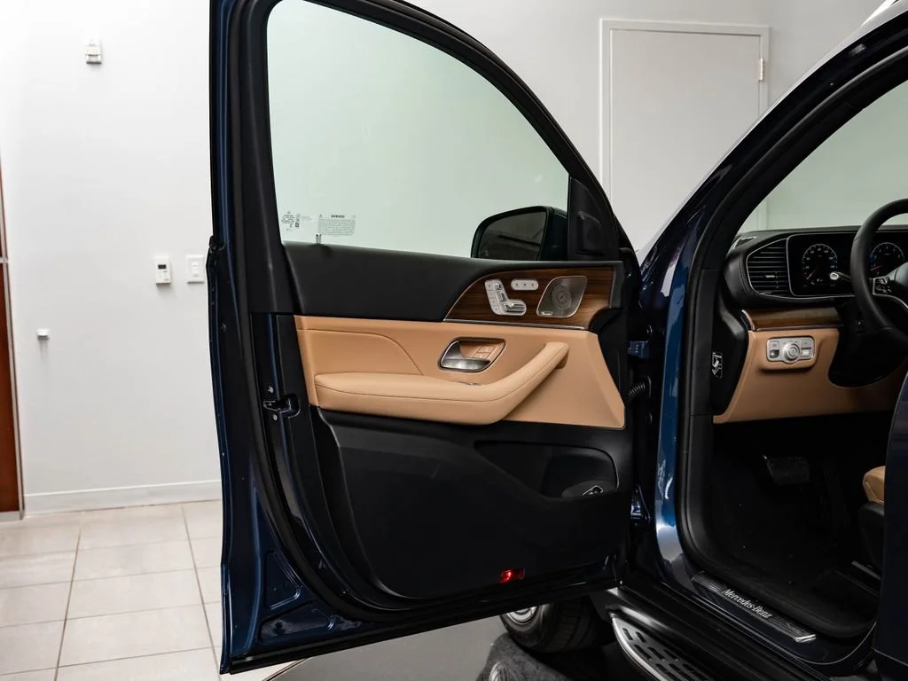 New 2026 Twilight Blue Metallic Mercedes-Benz GLS 450 image 31