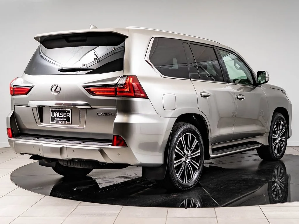 Certified Used 2021 Atomic Silver Lexus 570 image 10