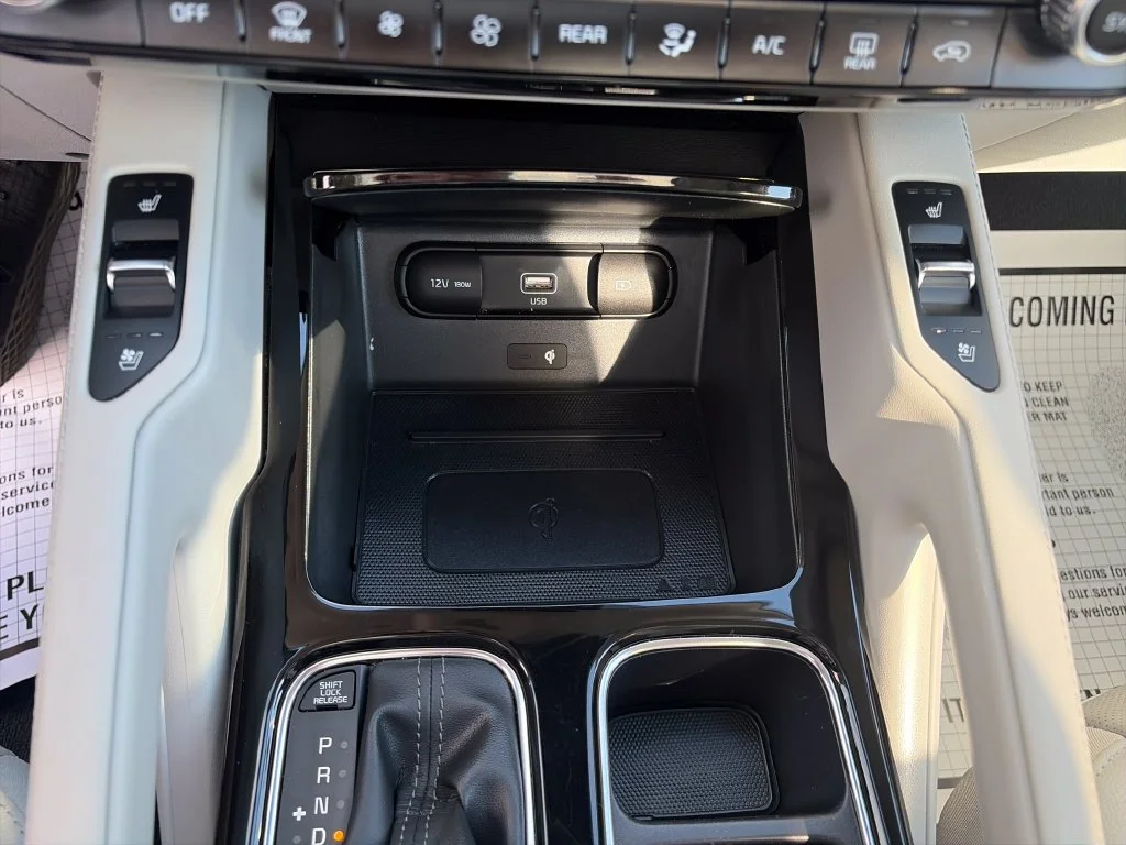 Used 2022 Moss Kia EX image 38