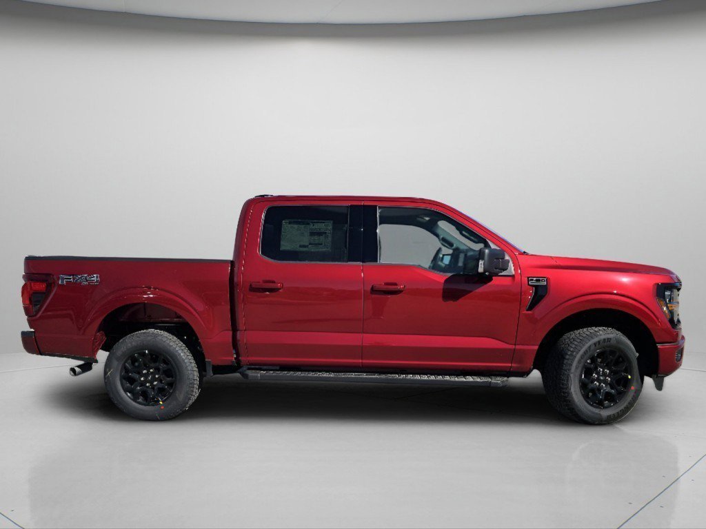 New 2026 Ruby Red Metallic Tinted Clearcoat Ford XLT image 24