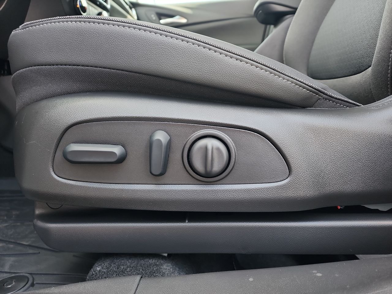 New 2026 White Buick Preferred image 12