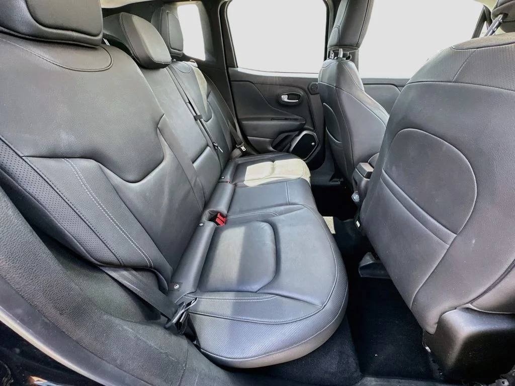 Used 2018 Black Jeep Limited image 31